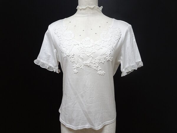 細身の方にも自信を持って着ていただける 洋服屋のカットソーを買取しました