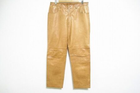 テカリがスタイリッシュなテリットのパンツを買取しました