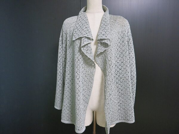 襟元が豪華 プールヴーのカーディガンを買取しました