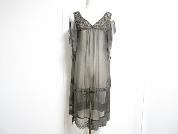 レース具合が素敵なパオラフラーニのチュニックを買取しました