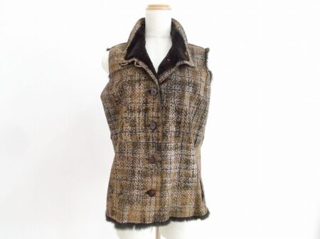 ほどよいムートンでスッキリ着られる！シゼンヌ ベストを買取しました