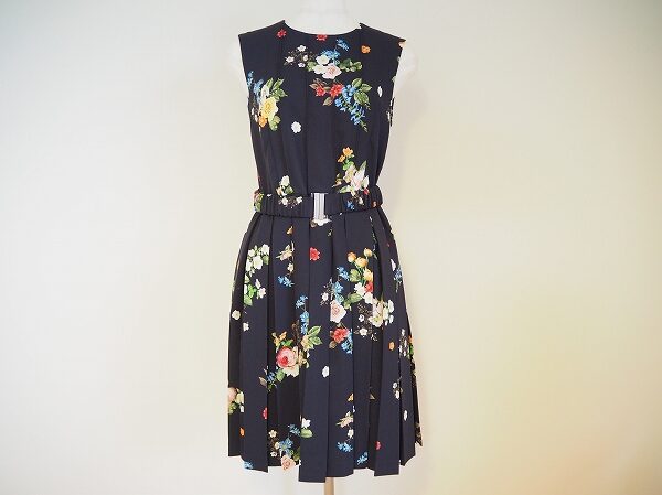 黒とポップな色合いが絶妙 マーリエパーエフデのワンピースを買取しました