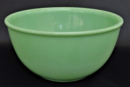 柔らかいグリーンでほっこり ファイヤーキングのミキシングボウルを買取しました