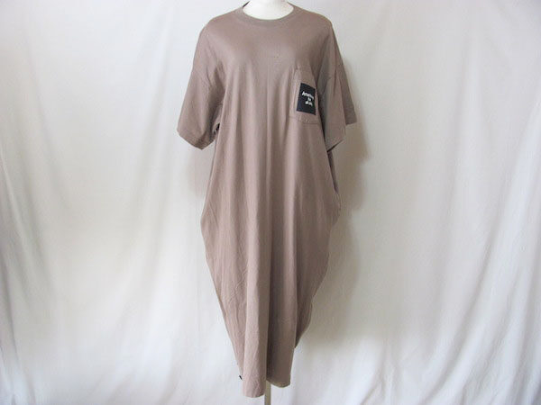 変形デザインでインパクト大！アメリカーナ フリークストアのワンピースを買取しました