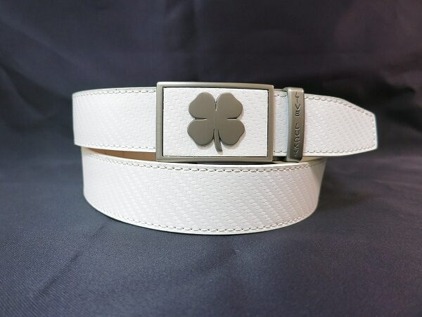 シンプルクローバーが可愛い ブラッククローバーのベルトを買取しました