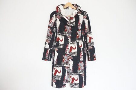 にぎやかさが嬉しい バジュラのコートを買取しました