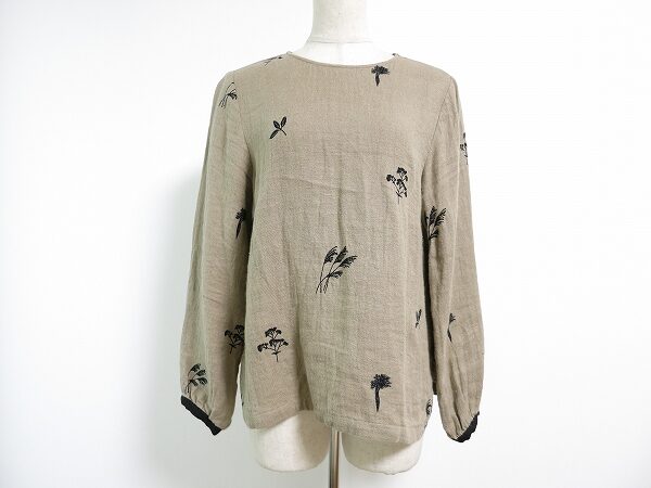 さりげないボタニカル柄が可愛い！アトリエナルセ カットソーを買取しました