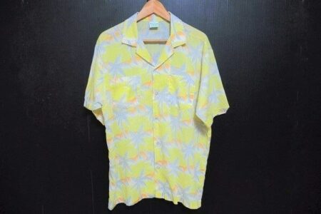 派手さの中にもソフトさがある トロピカーナのアロハシャツを買取しました