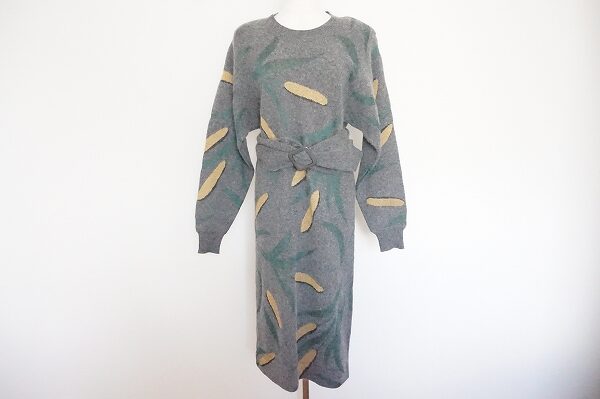 グレー×イエローのマッチ具合が素敵 マダムハナイのワンピースを買取しました