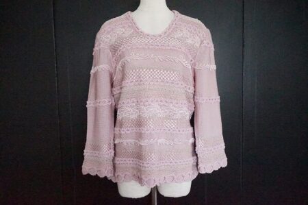 可愛らしさの中にある品！タカコクボ ニットを買取しました