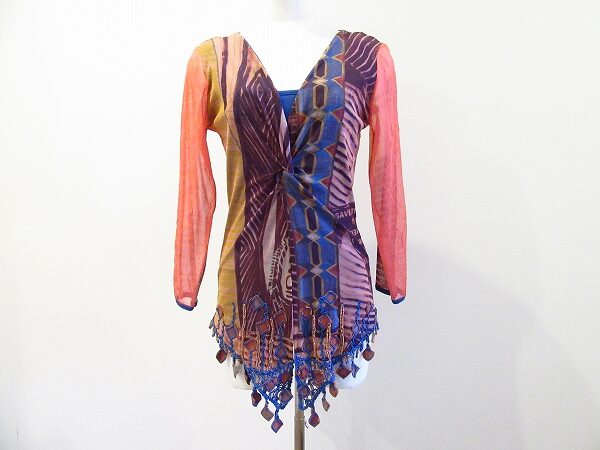 カラフルな色合いに惹かれる!セーブザクイーンのカットソーを買取しました