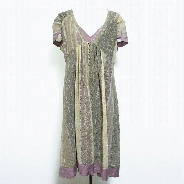 柔らかいカーキが上品なセンソユニコのワンピースを買取しました