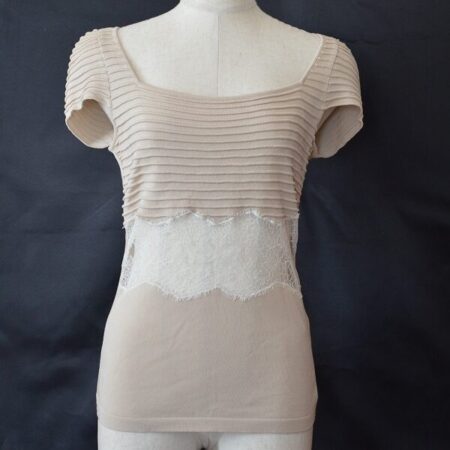 ベージュと花柄のバランスが最高 ヴァレンティノのカットソーを買取しました