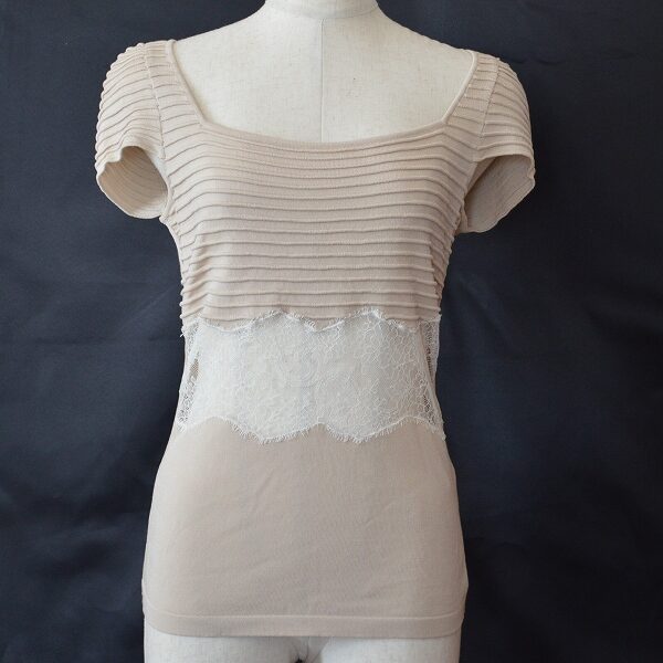 ベージュと花柄のバランスが最高 ヴァレンティノのカットソーを買取しました