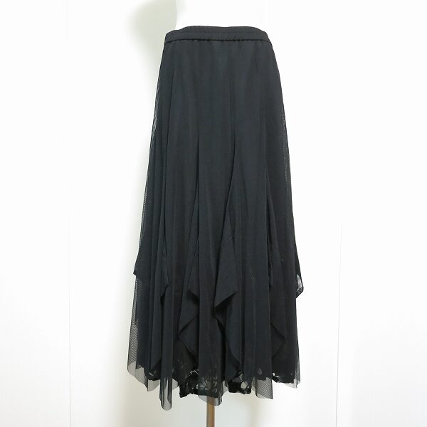 細身のチュールで可愛らしく ビードロポエムのスカートを買取しました