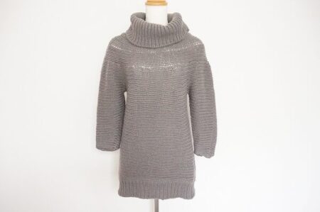 センスが光るデザイン マックスマーラのニットを買取しました