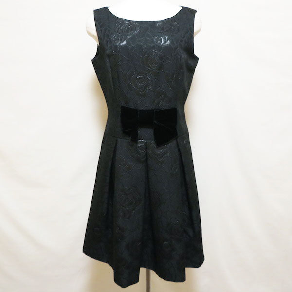 ベロアとリボンの相性がエレガントなエムズグレイシーのワンピースを買取しました