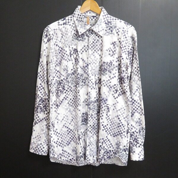 風変りな柄で視線が釘付けになる エトロの長袖シャツを買取しました