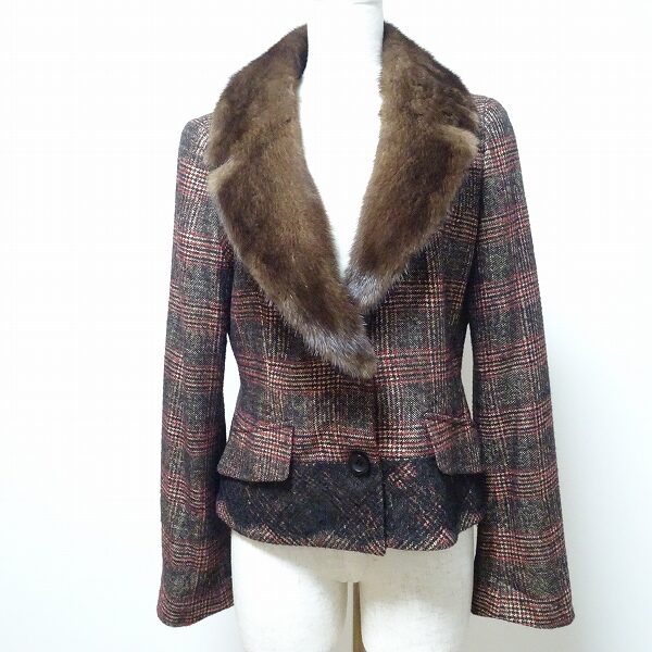 シックなチェックが愛らしさも出してくれる ミラショーンのジャケットを買取しました