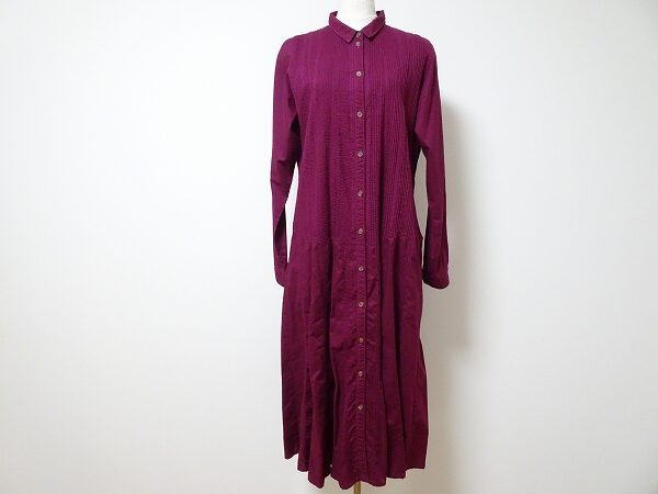 心惹かれるボルドーカラー ヤッコマリカルドのワンピースを買取しました