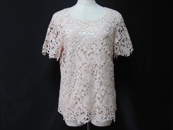 こだわり感じるレースが素敵なユキトリイのカットソーを買取しました