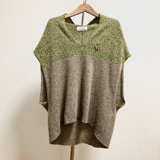 グラデーションが可愛い ミナペルホネンのセーターを買取しました