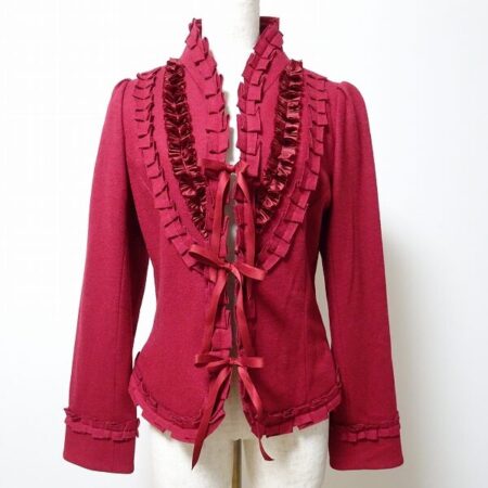 レアなフリルとシャープなシルエットが素敵なシズカコムロのジャケットを買取しました