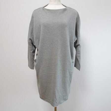 着まわし力抜群のシルエット エヴァムエヴァのチュニックを買取しました