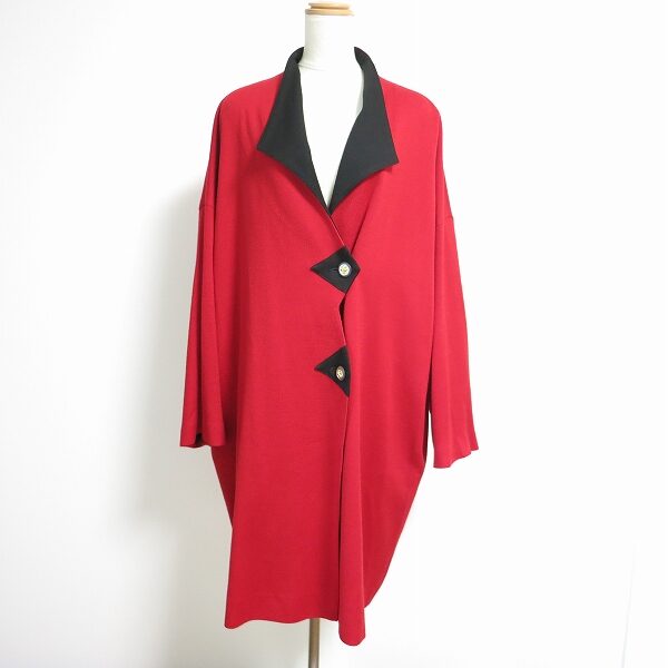 赤と黒がかっこいい!センソユニコのコートを買取しました