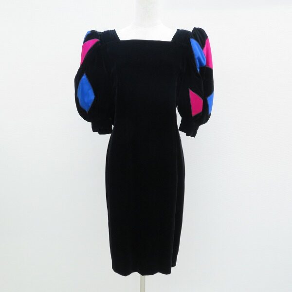 お袖の華やかさがレア ジバンシィのワンピースを買取しました