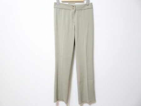 魅力的なベージュでしっとり 伊太利屋のパンツを買取しました