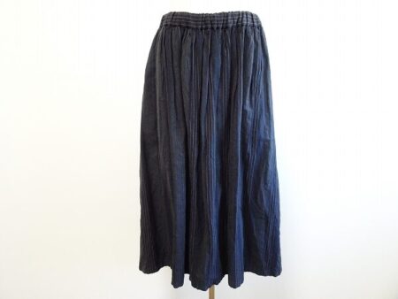 ロング×フレアで大人のたしなみ ヴラスブラムのスカートを買取しました