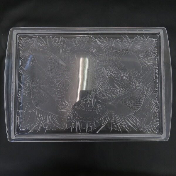 気持ちもいい意味で静まる ラリックのクリスタルガラスのトレイを買取しました