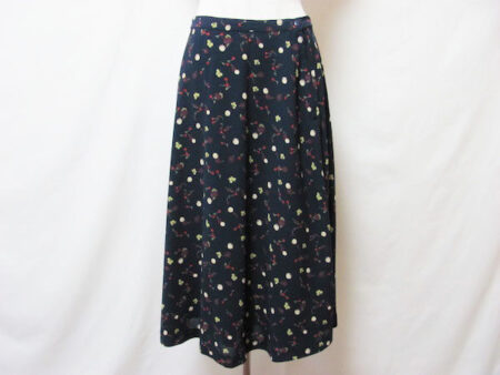 黒×サクランボ柄のレアアイテム カネコイサオのスカートを買取しました