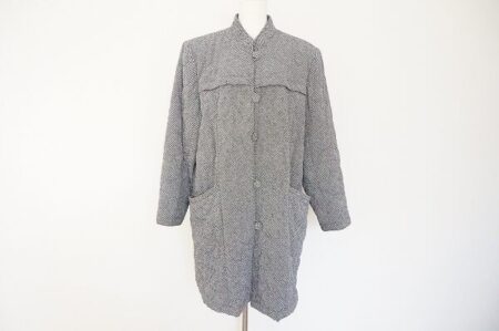 モノトーンの鹿の子柄コートを買取！詩仙堂