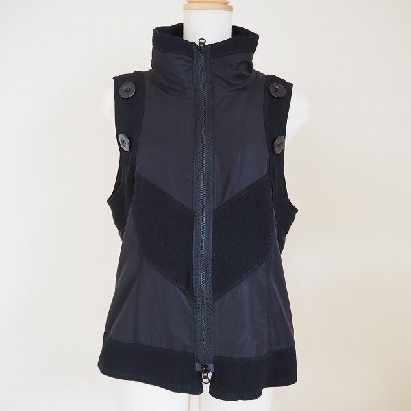 堅苦しくない感じが素敵なイークラットのベストを買取しました