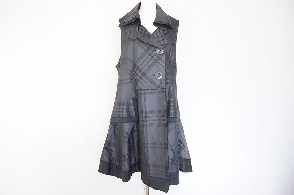 スマート×可愛らしさのバランスが最高！エイココンドウのワンピースを買取しました