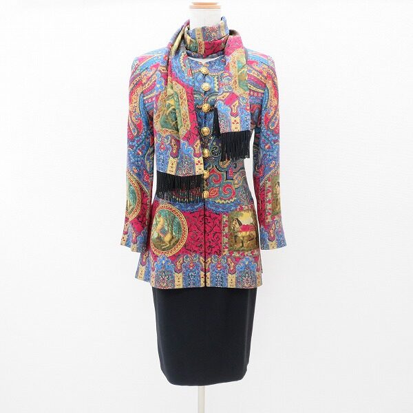 ヨーロッパの華やかさを連想させる 銀座マギーのスカートスーツを買取しました