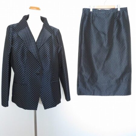 どこか上品なドットがエレガント マダムジョコンダのスカートスーツを買取しました