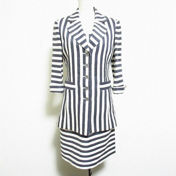 華奢にみせてくれるデザイン ミスアシダのワンピーススーツを買取しました