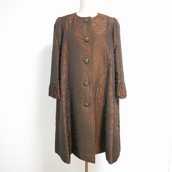 キラキラした感じが素敵なミスアシダのコートを買取しました