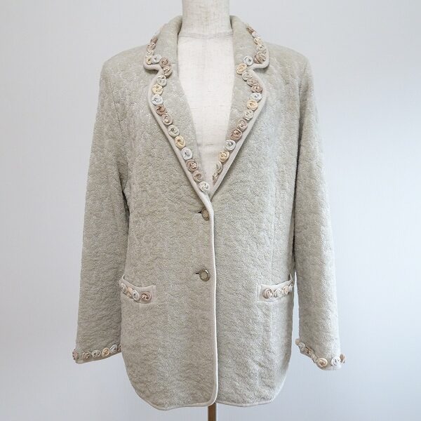 キュートで品のよさ際立つ アトリエサガンのジャケットを買取しました