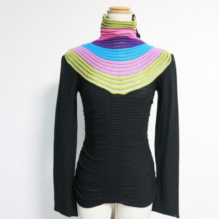 黒×レインボーカラーで楽しくなる ウンガロのニットを買取しました