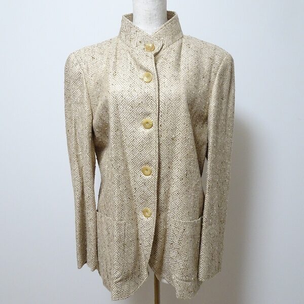 スタンドカラーできっちり決まる アニオナのジャケットを買取しました