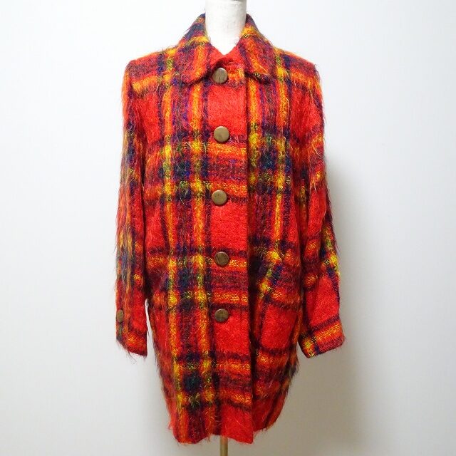 イギリス製生地を使用 イヴサンローランのコートを買取しました