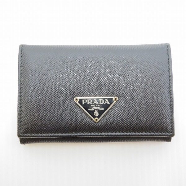 存在感と一流感がある プラダのカードケースを買取しました