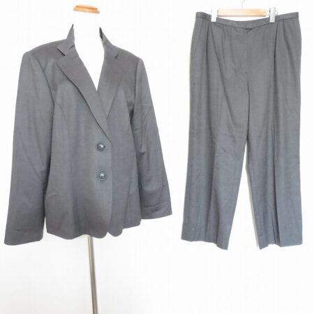 レリアンのパンツスーツ！13+のグレーを美品状態で買取させて頂きました