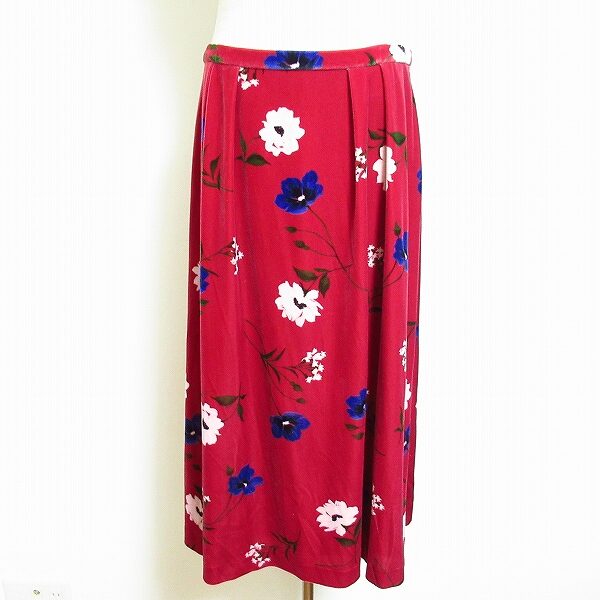 気持ちも上昇する ローズティアラのスカートを買取しました