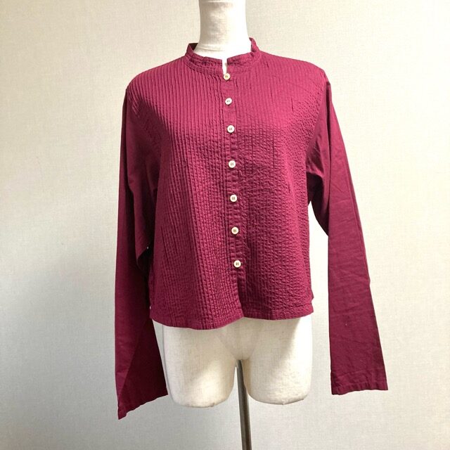 プリーツと紫で上品 ヤッコマリカルドのブラウスを買取しました