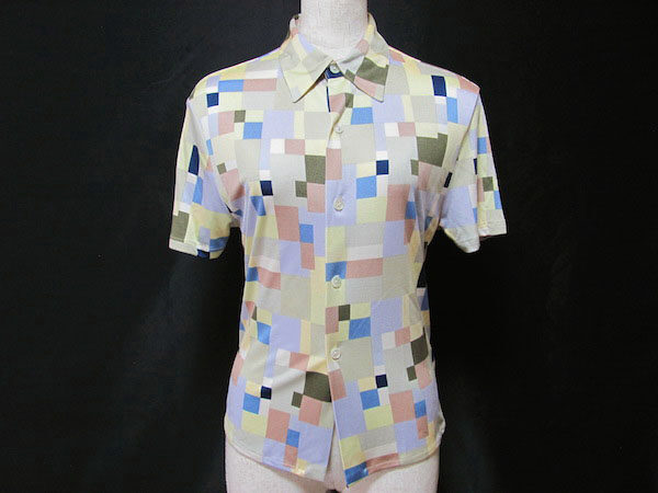 アートのような絵柄がツボ エキプモンのブラウスを買取しました